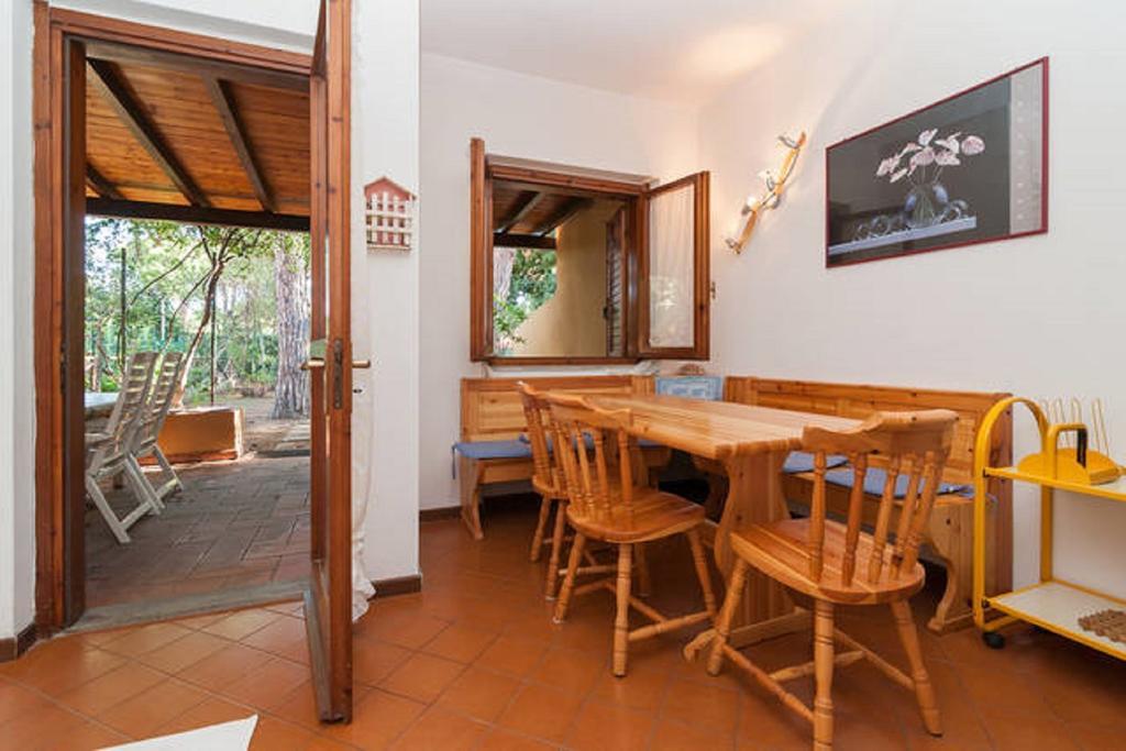 Villa Villino Sunshine Santa Margherita di Pula Habitación foto
